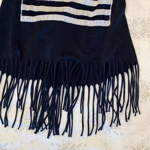 vintage, black & white, American flag, fringed tank top - Picture 3 of 5